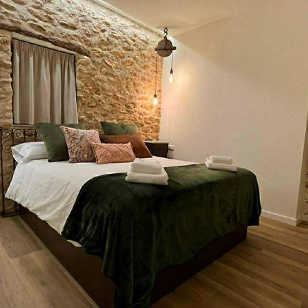Arrels Apartaments إليامبويا المظهر الخارجي الصورة