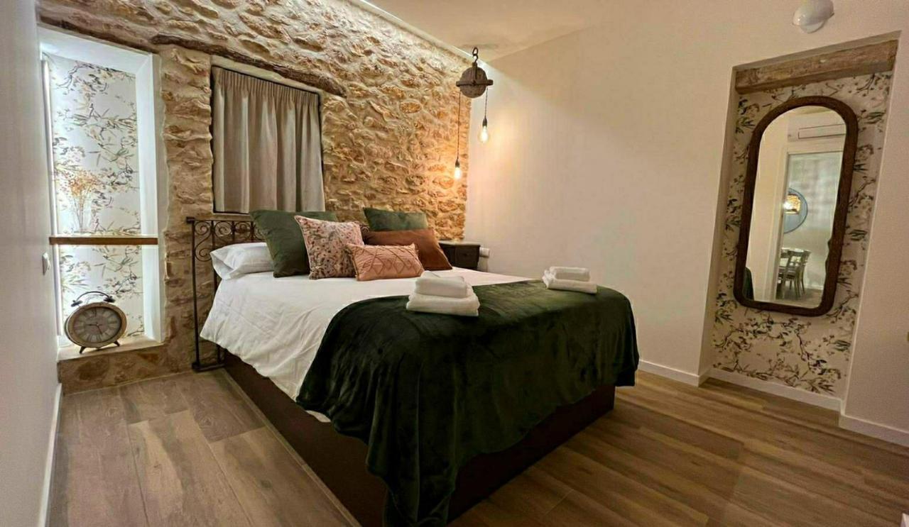 Arrels Apartaments إليامبويا المظهر الخارجي الصورة