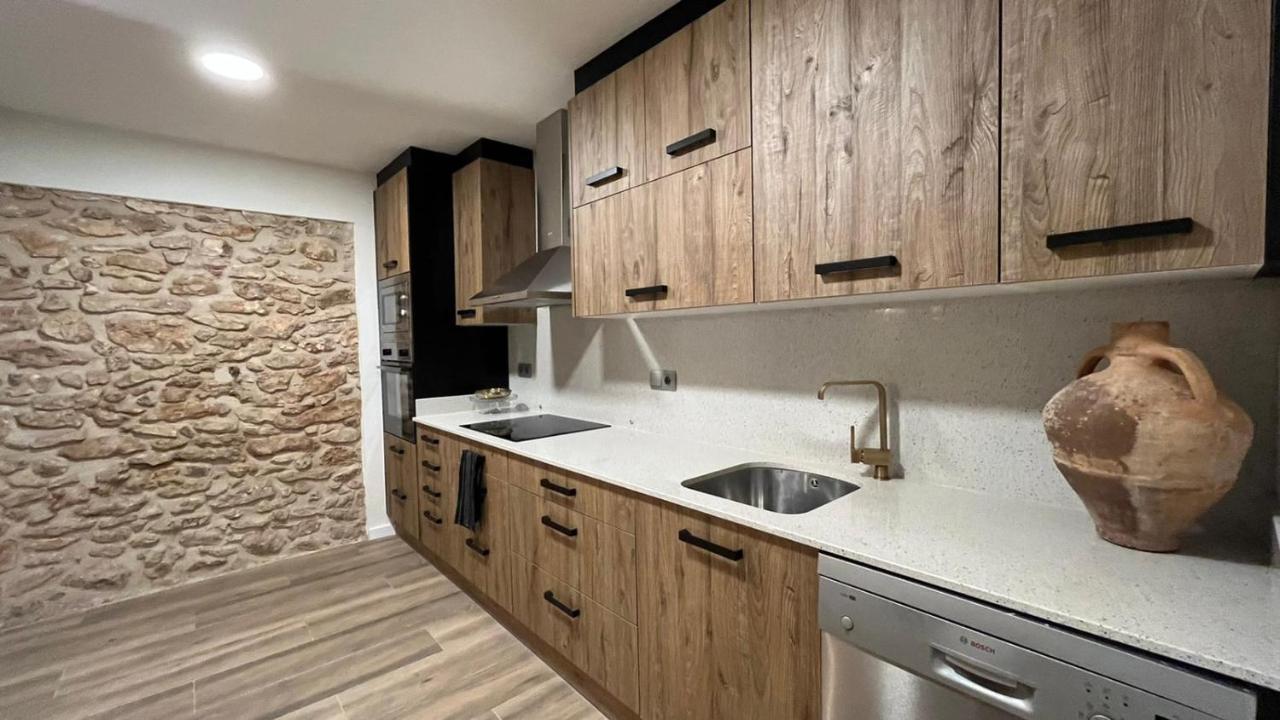 Arrels Apartaments إليامبويا المظهر الخارجي الصورة