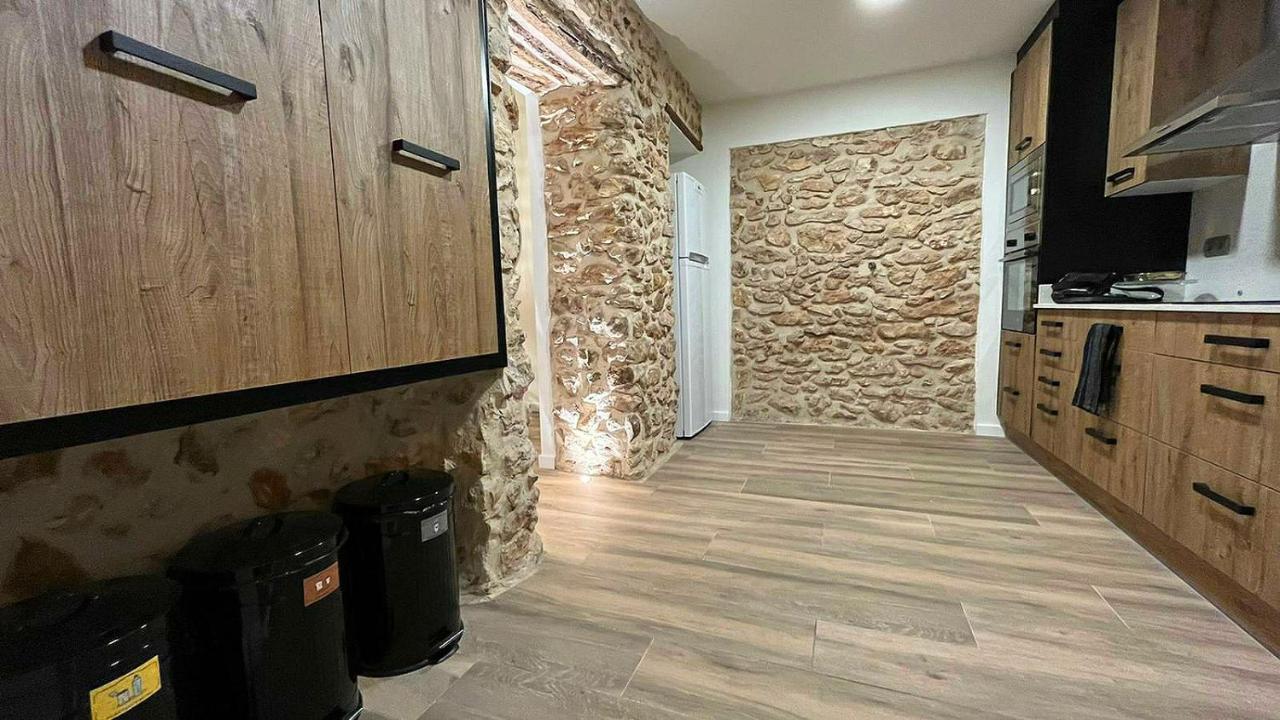 Arrels Apartaments إليامبويا المظهر الخارجي الصورة