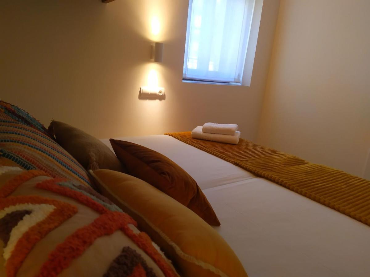 Arrels Apartaments إليامبويا المظهر الخارجي الصورة