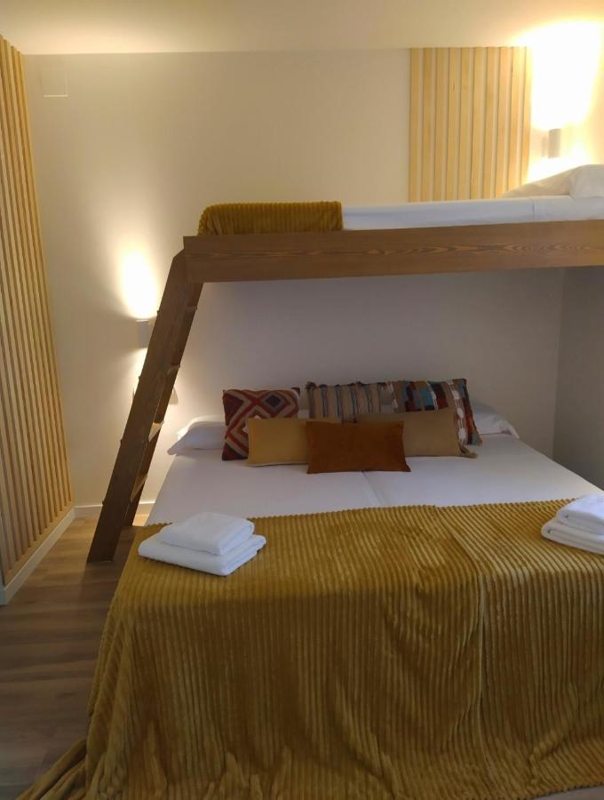 Arrels Apartaments إليامبويا المظهر الخارجي الصورة